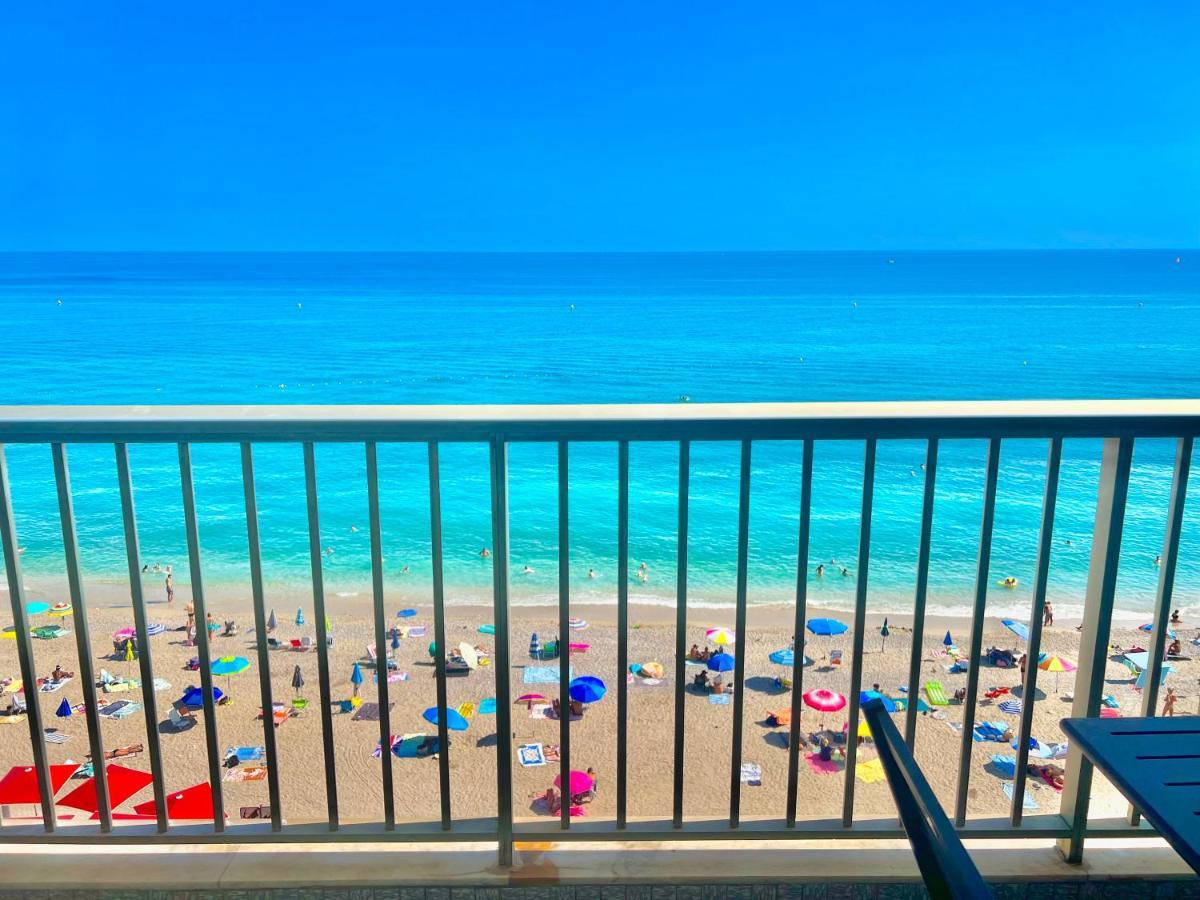 Seaviews By Jenni Menton, La Suite, Superbe Front De Mer, Top Emplacement Avec Terrasse Et Parking! Buitenkant foto