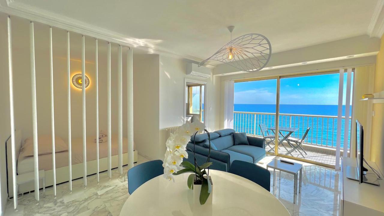 Seaviews By Jenni Menton, La Suite, Superbe Front De Mer, Top Emplacement Avec Terrasse Et Parking! Buitenkant foto