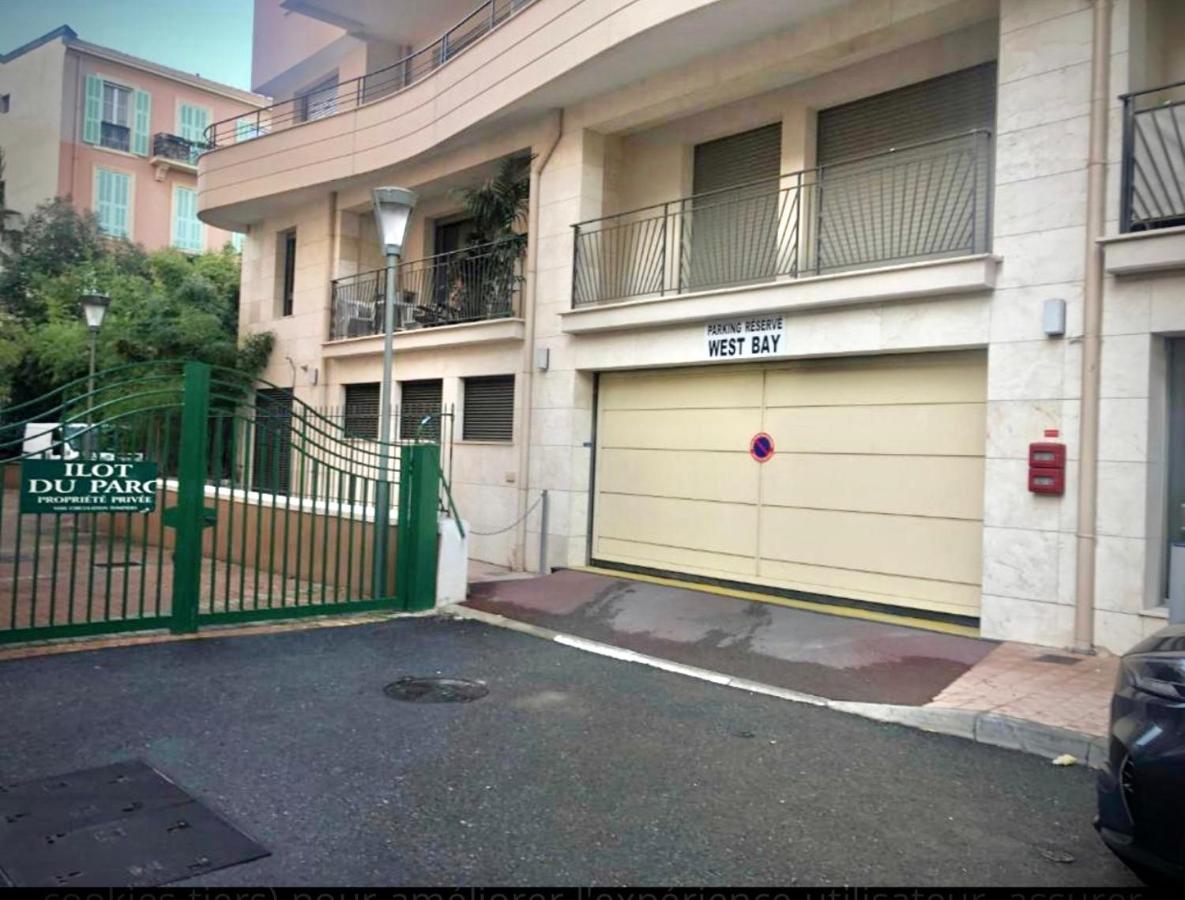 Seaviews By Jenni Menton, La Suite, Superbe Front De Mer, Top Emplacement Avec Terrasse Et Parking! Buitenkant foto