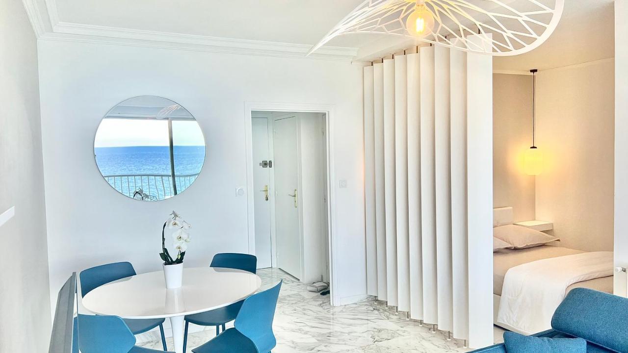 Seaviews By Jenni Menton, La Suite, Superbe Front De Mer, Top Emplacement Avec Terrasse Et Parking! Buitenkant foto